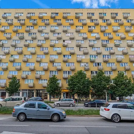 Three Bedroom In Center With Desk By Renters * Gdynia