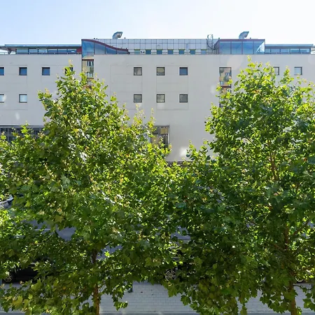 Lägenhet Three Bedroom In Center With Desk By Renters Gdynia