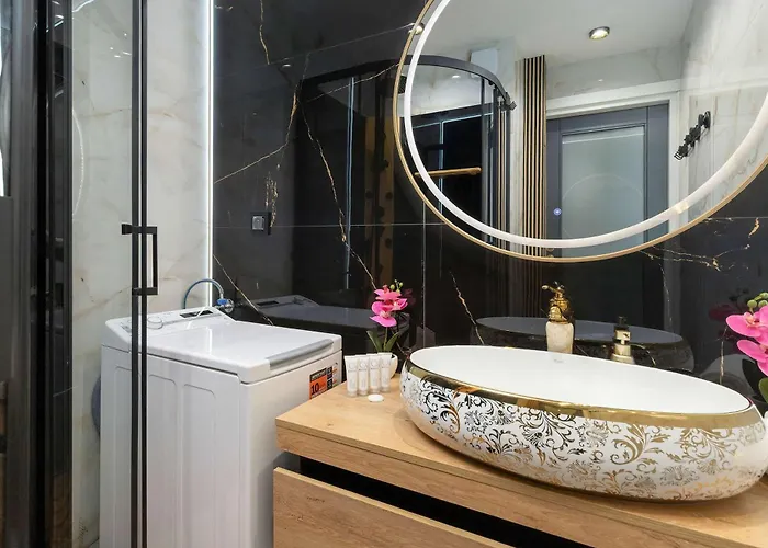 Apartman Three Bedroom In Center With Desk By Renters