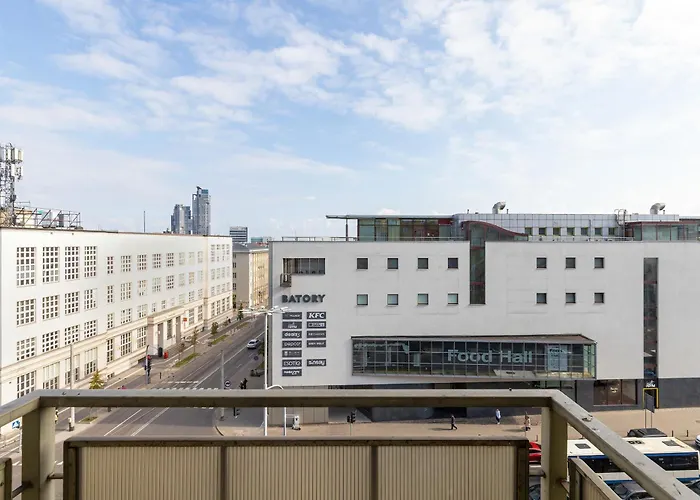 Apartman Three Bedroom In Center With Desk By Renters